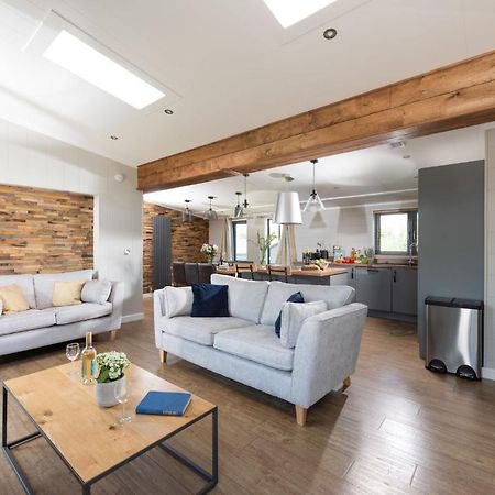 Primrose Lodge, 25 Roadford Lake Lodges Lifton Экстерьер фото