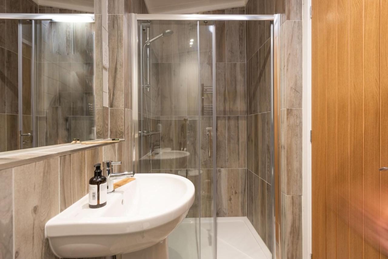Primrose Lodge, 25 Roadford Lake Lodges Lifton Экстерьер фото