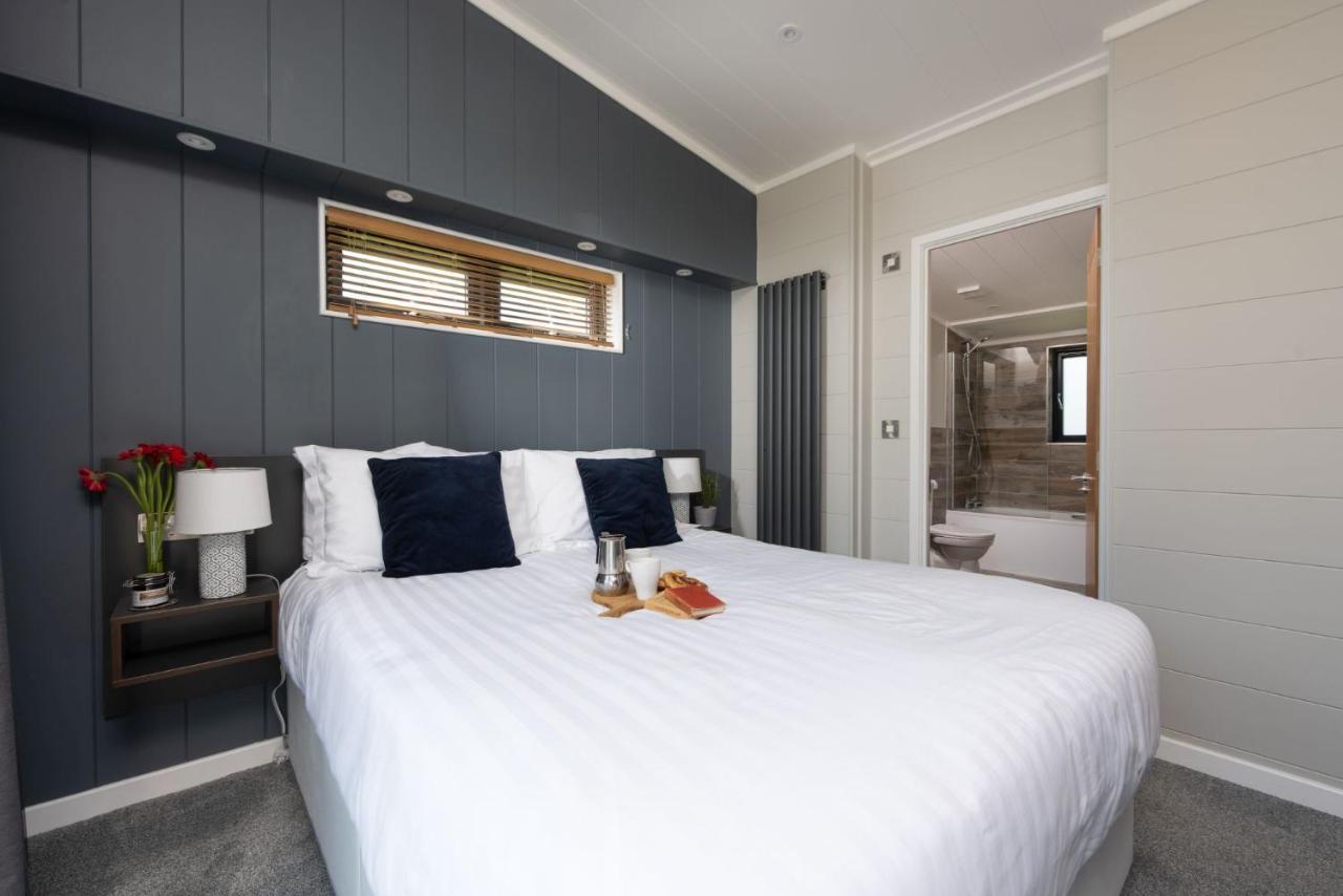 Primrose Lodge, 25 Roadford Lake Lodges Lifton Экстерьер фото